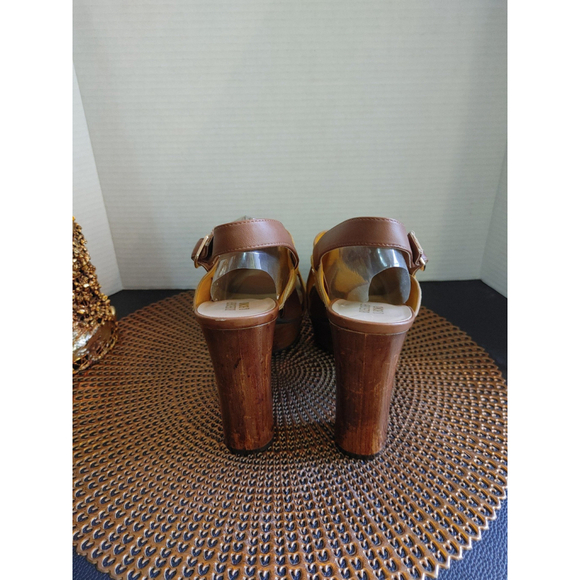 Bleecker & Bond Jamie Heels Size 11M - Picture 4 of 5